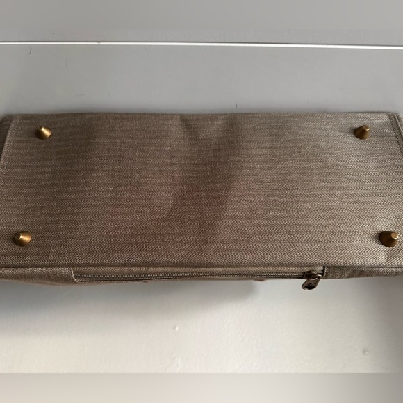 Tommy Bahama Royce Travel Bag - Picture 11 of 16